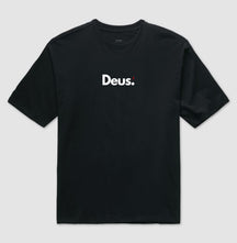 Camiseta Gospel Oversized "Deus" – Fé com Estilo Cristão Streetwear | Semeador Store