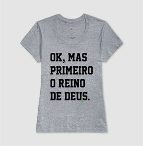 Camiseta Cristã Feminina – “Reino” com Estilo e Fé em Cada Detalhe | Semeador Store