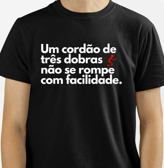 Camiseta Clássica três dobras